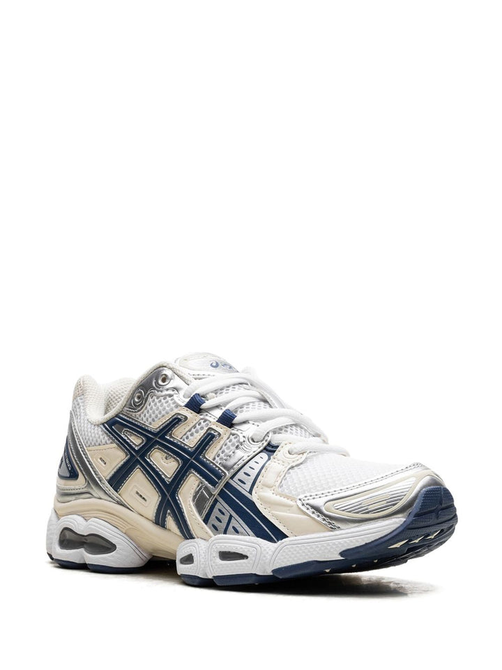 ASICS
Sneakers Gel-Nimbus 9 con inserti
