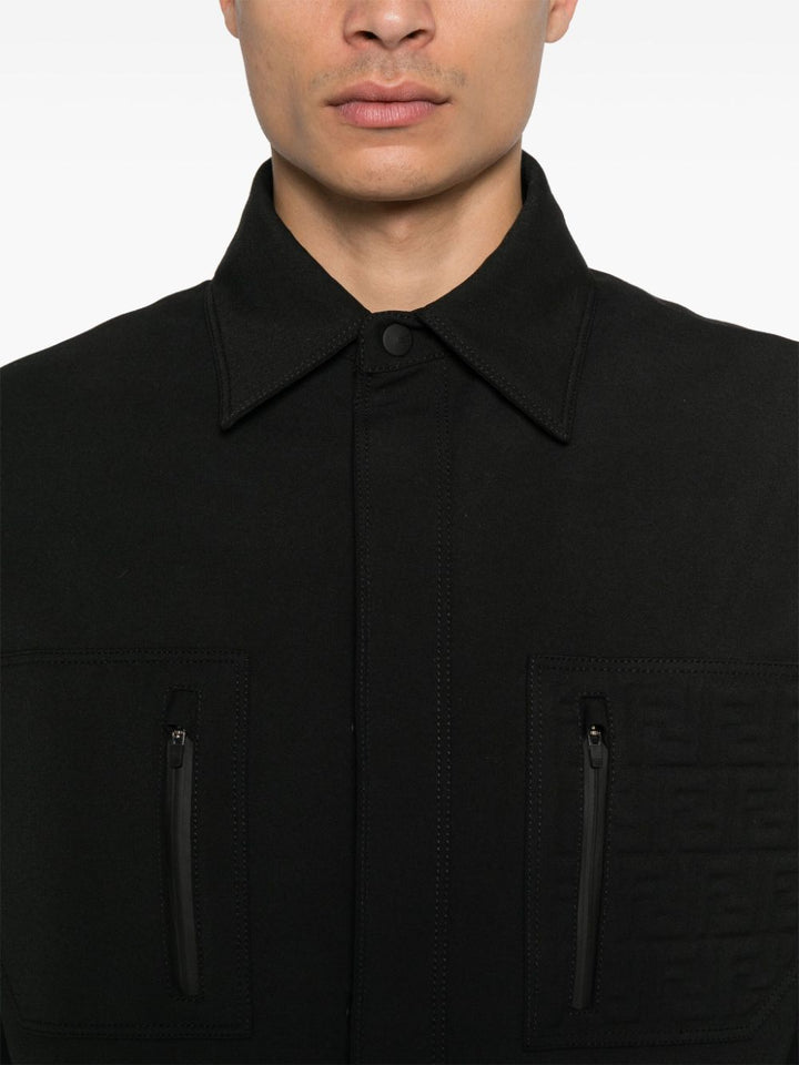 Giacca Sci
Giacca in tessuto nero Fendi