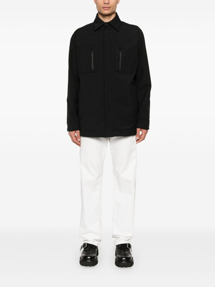 Giacca Sci
Giacca in tessuto nero Fendi