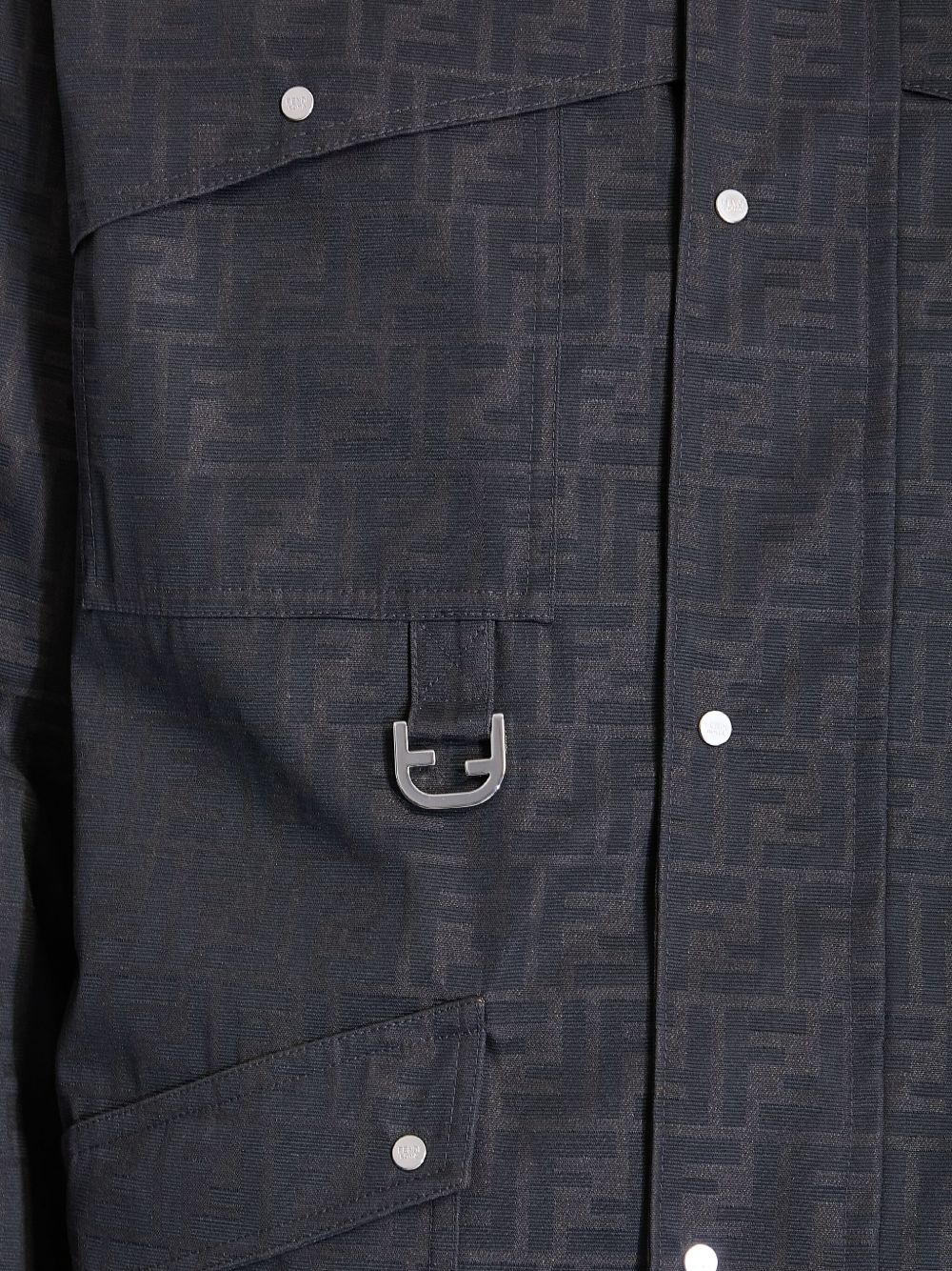 FENDI Blouson
Blouson in Jacquard FF cerato marrone