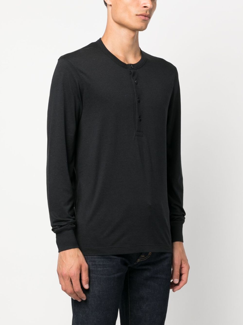 TOM FORD
T-shirt a maniche lunghe con bottoni