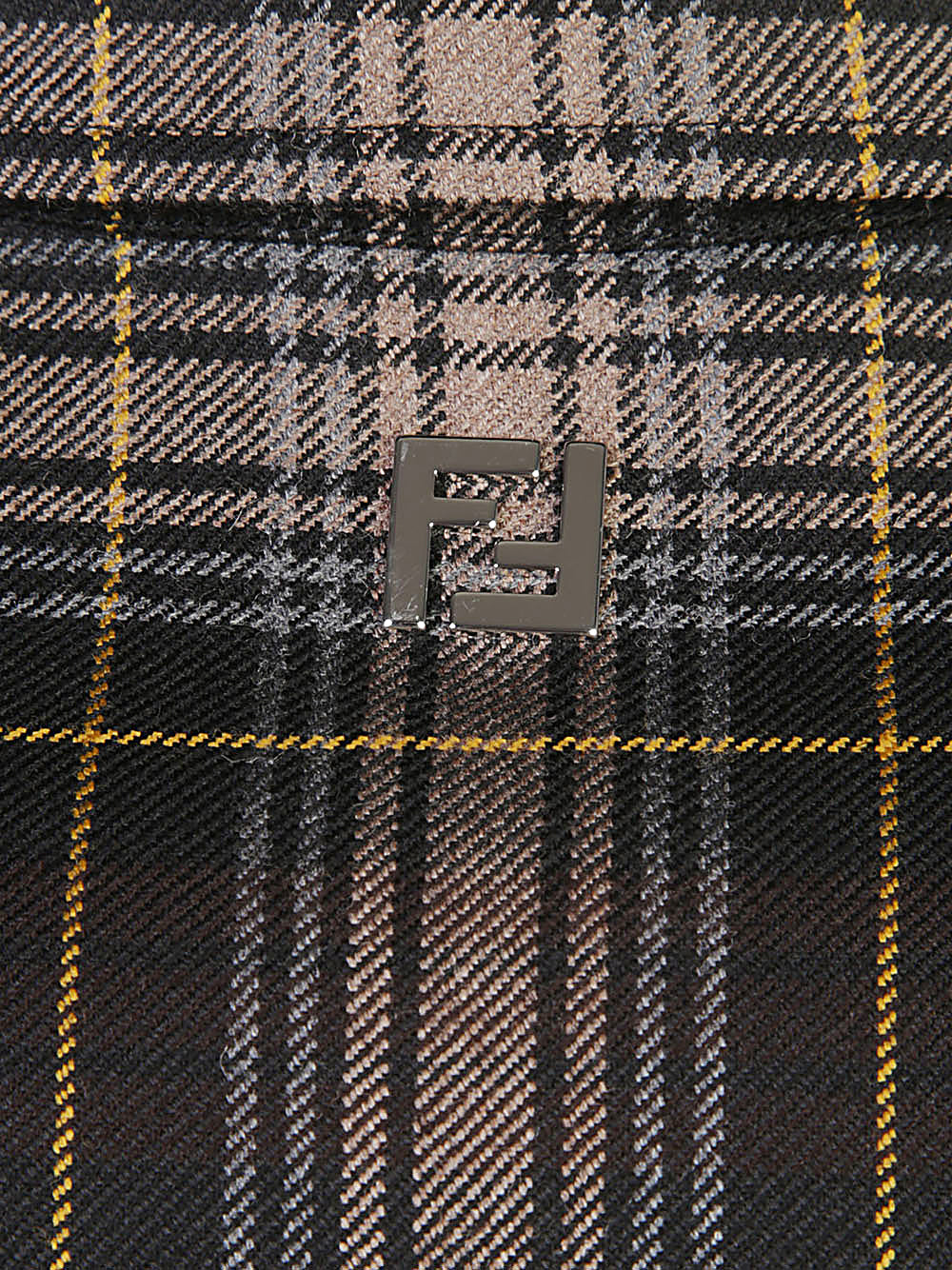 FENDI Blouson
Go-To Jacket in Fendi Tartan marrone
