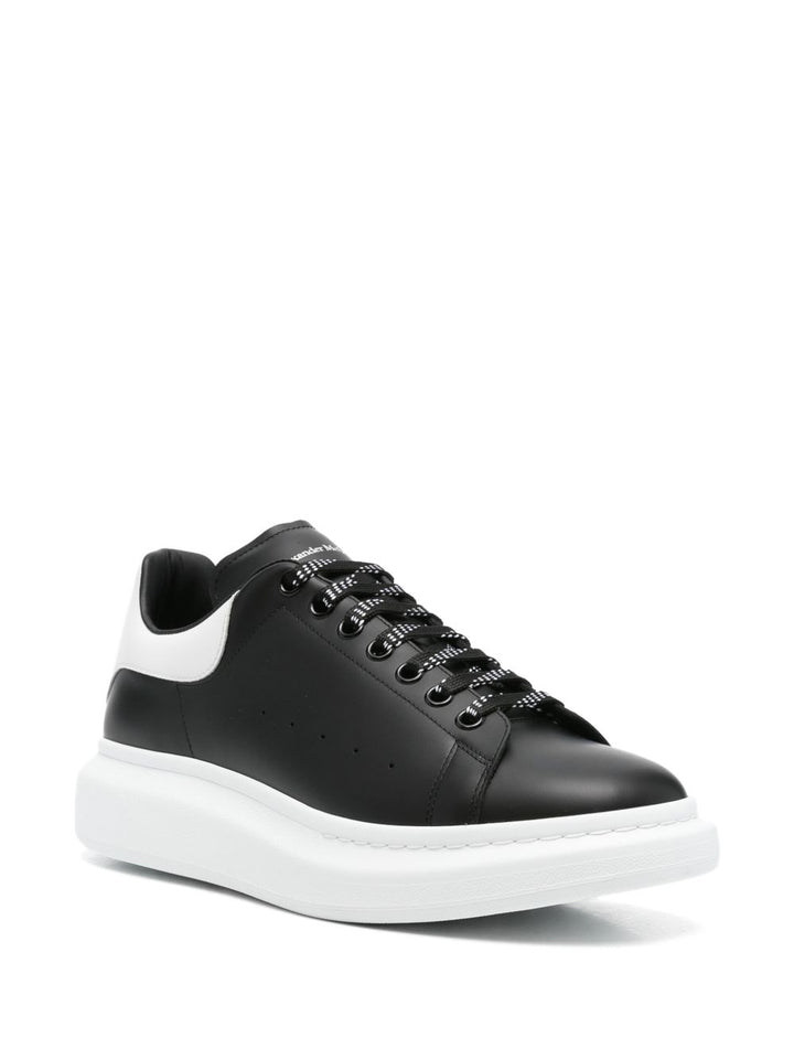 Alexander McQueen
Sneakers Larry