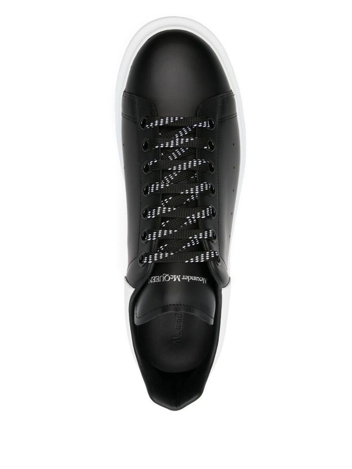 Alexander McQueen
Sneakers Larry