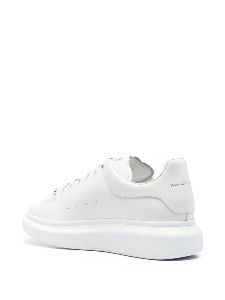 Alexander McQueen
Sneakers oversize in pelle