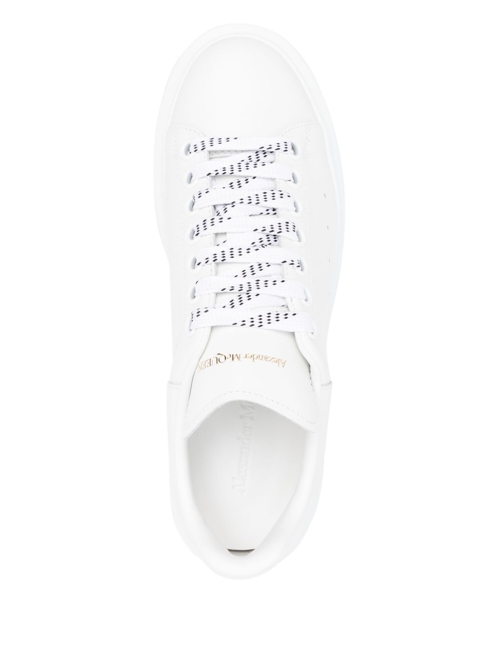 Alexander McQueen
Sneakers con suola oversize