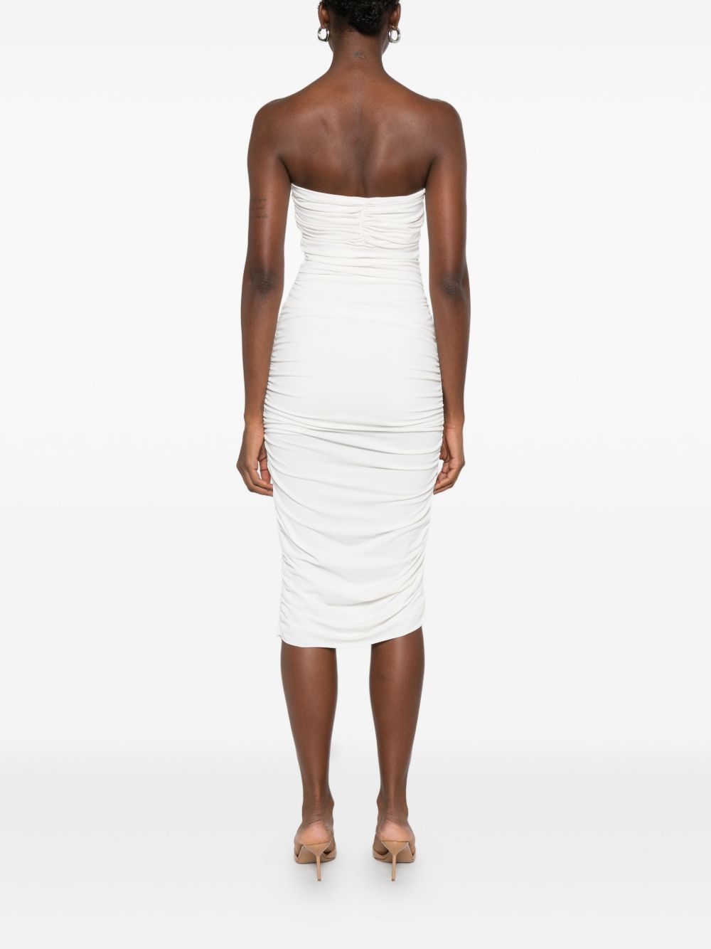 Amen
Abito con dettaglio cut-out in bianco