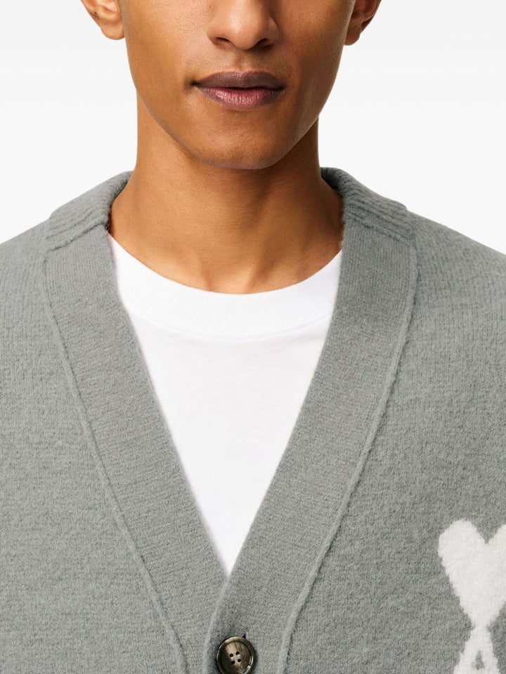AMI Paris
Cardigan Ami de Coeur