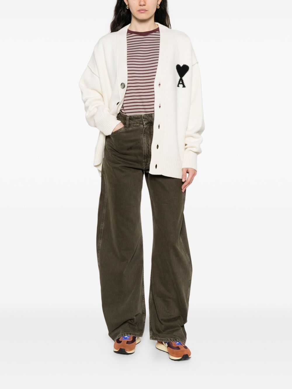 Ami Paris

Cardigan bianco