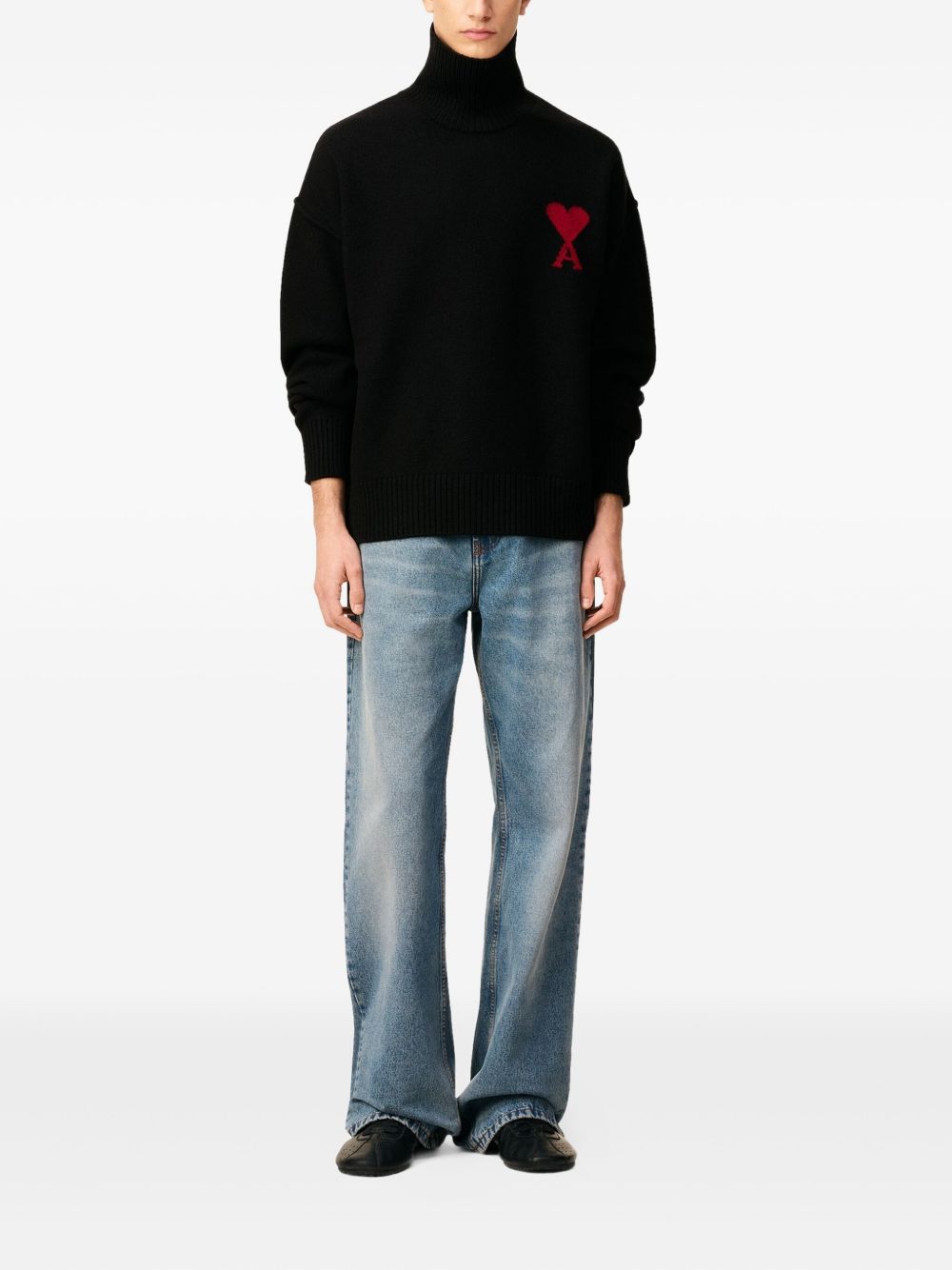AMI Paris
Maglione con scollo a imbuto e motivo a cuore