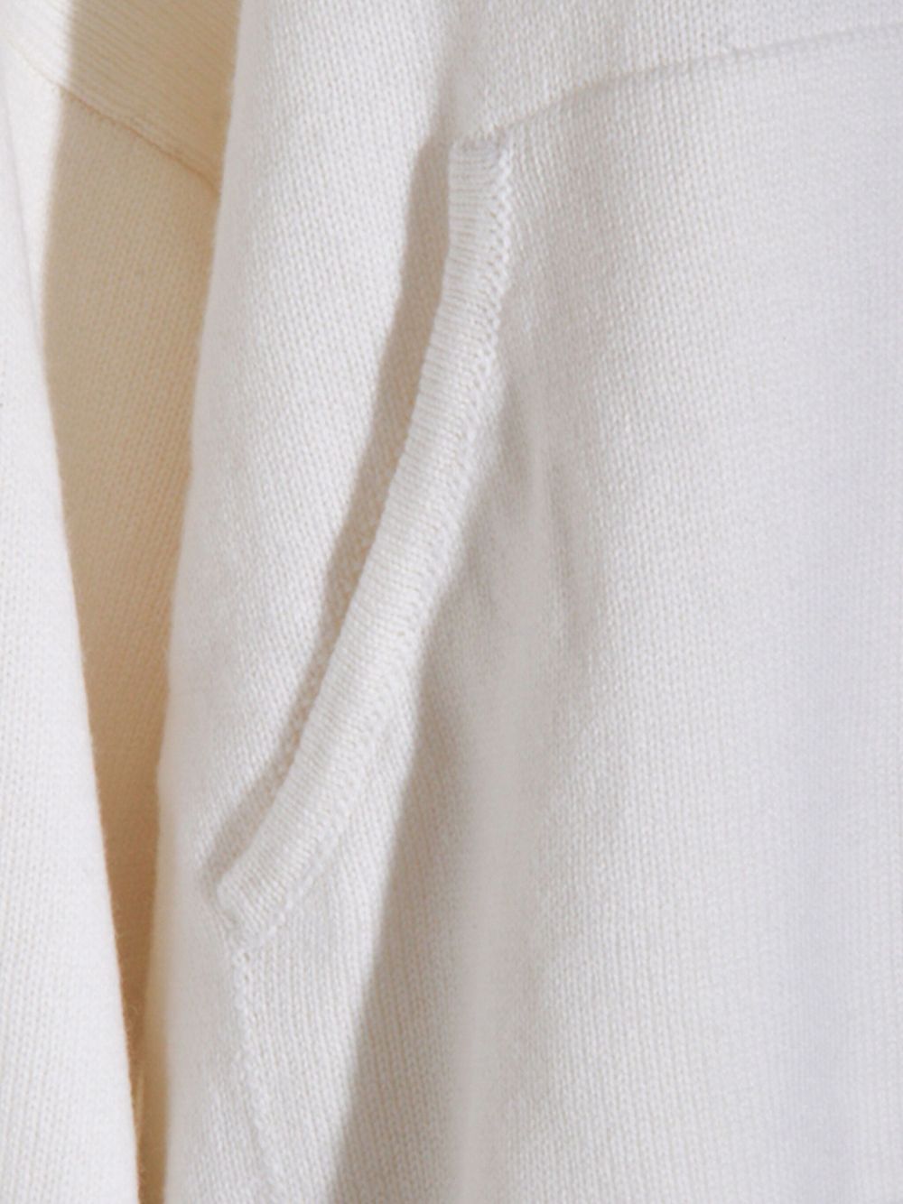 Antonelli Firenze
Maglione bianco con cappuccio