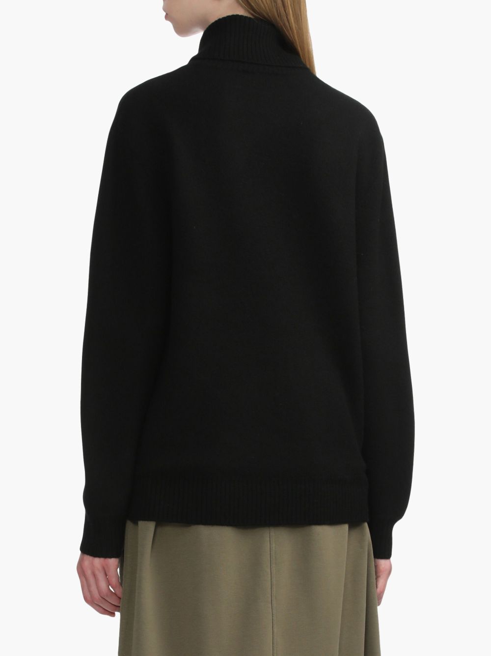 A.P.C.
Maglia in lana vergine nera