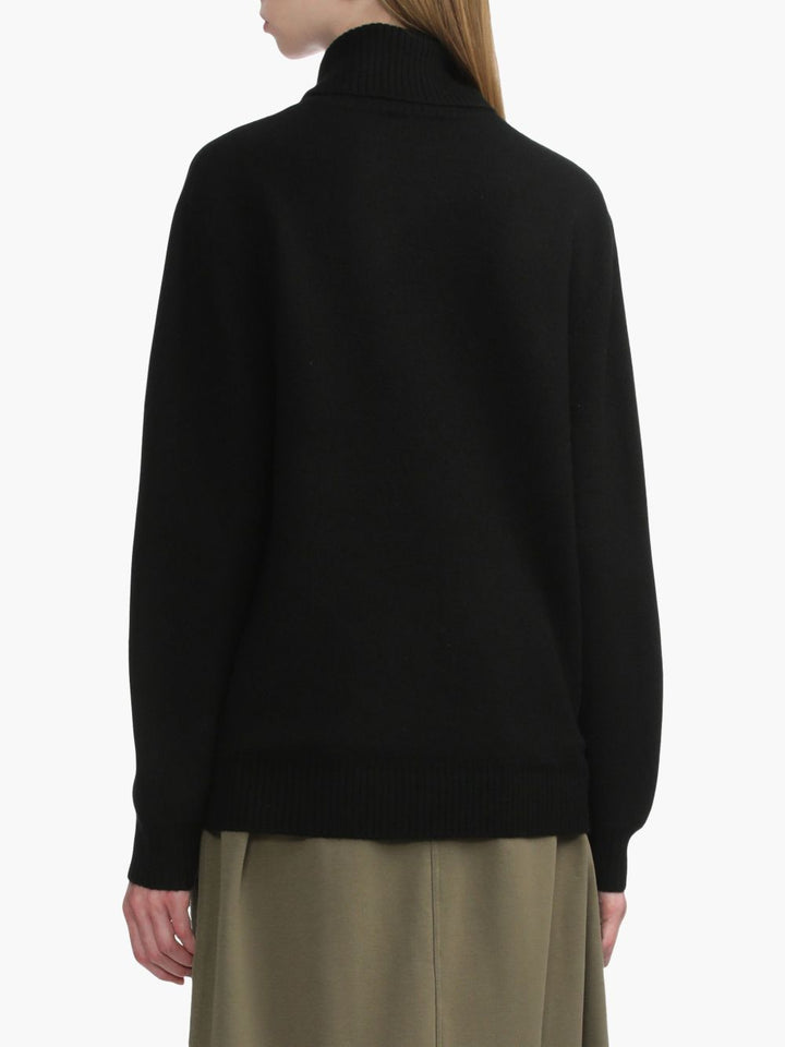 A.P.C.
Maglia in lana vergine nera