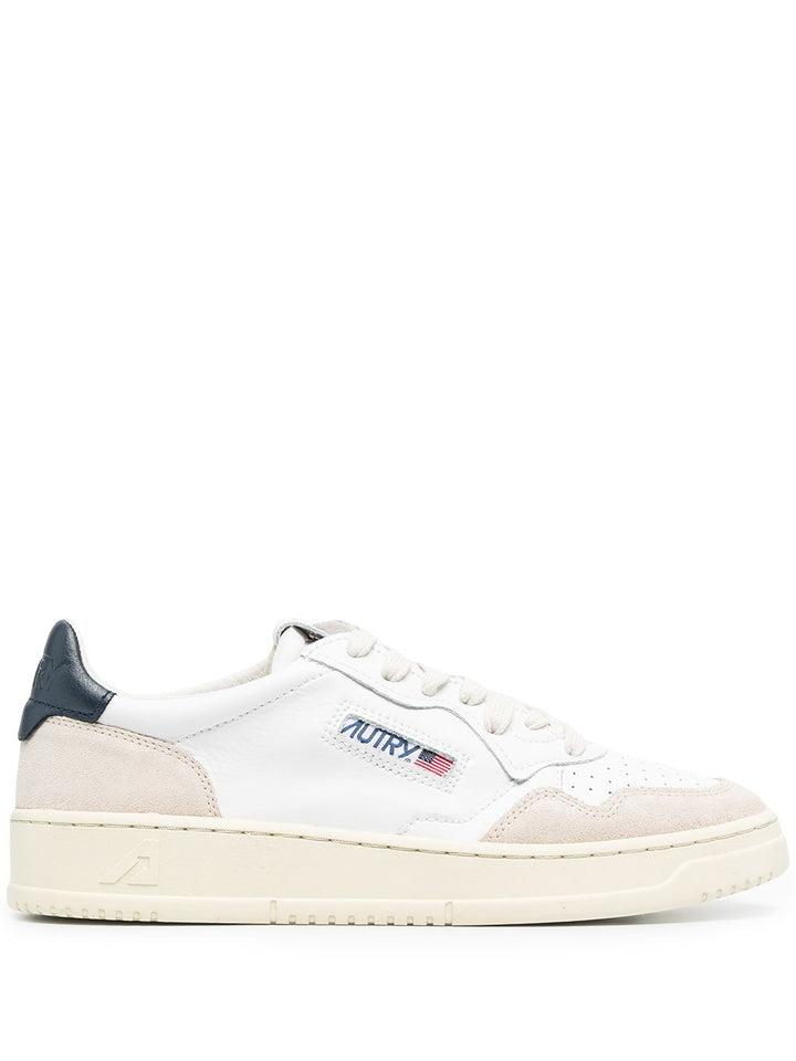 AUTRY 
Sneakers Medalist Low in suede e pelle bianca