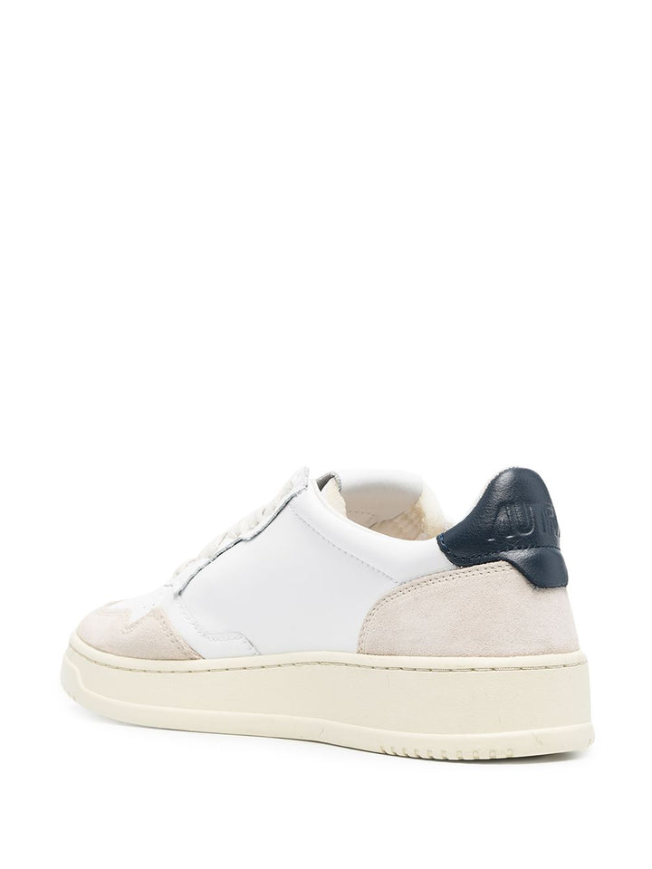 AUTRY 
Sneakers Medalist Low in suede e pelle bianca