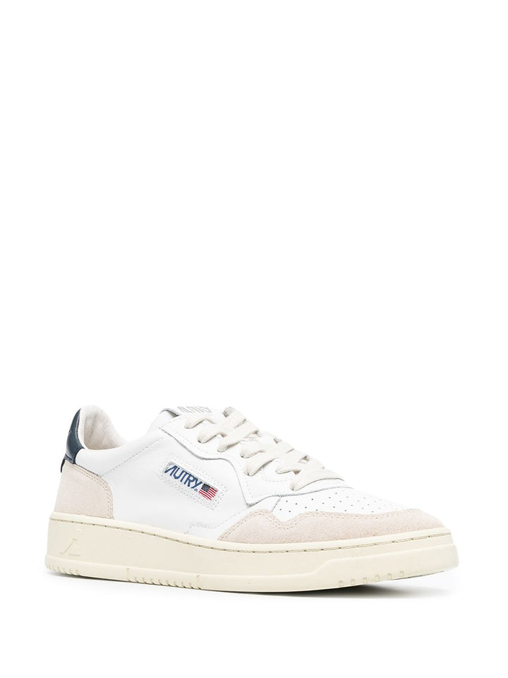 AUTRY 
Sneakers Medalist Low in suede e pelle bianca