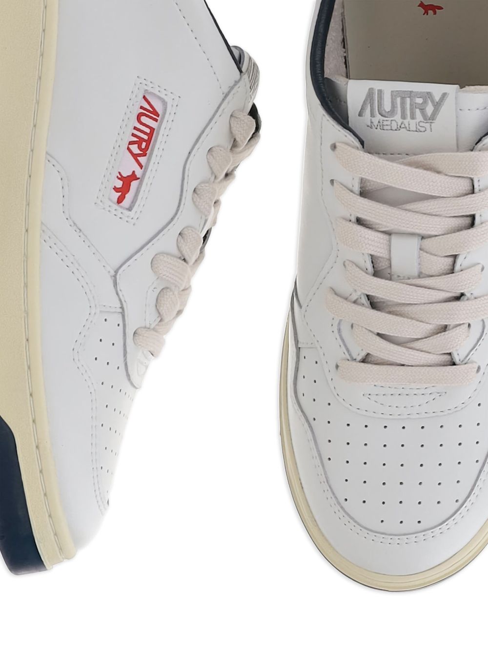 Autry
Sneakers