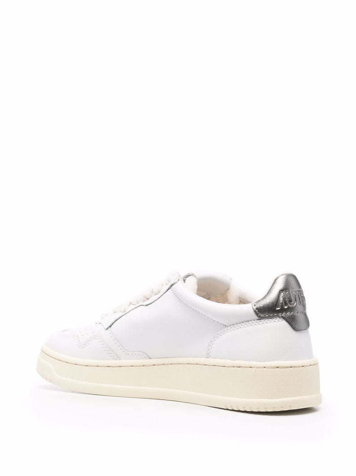 Autry
Sneakers