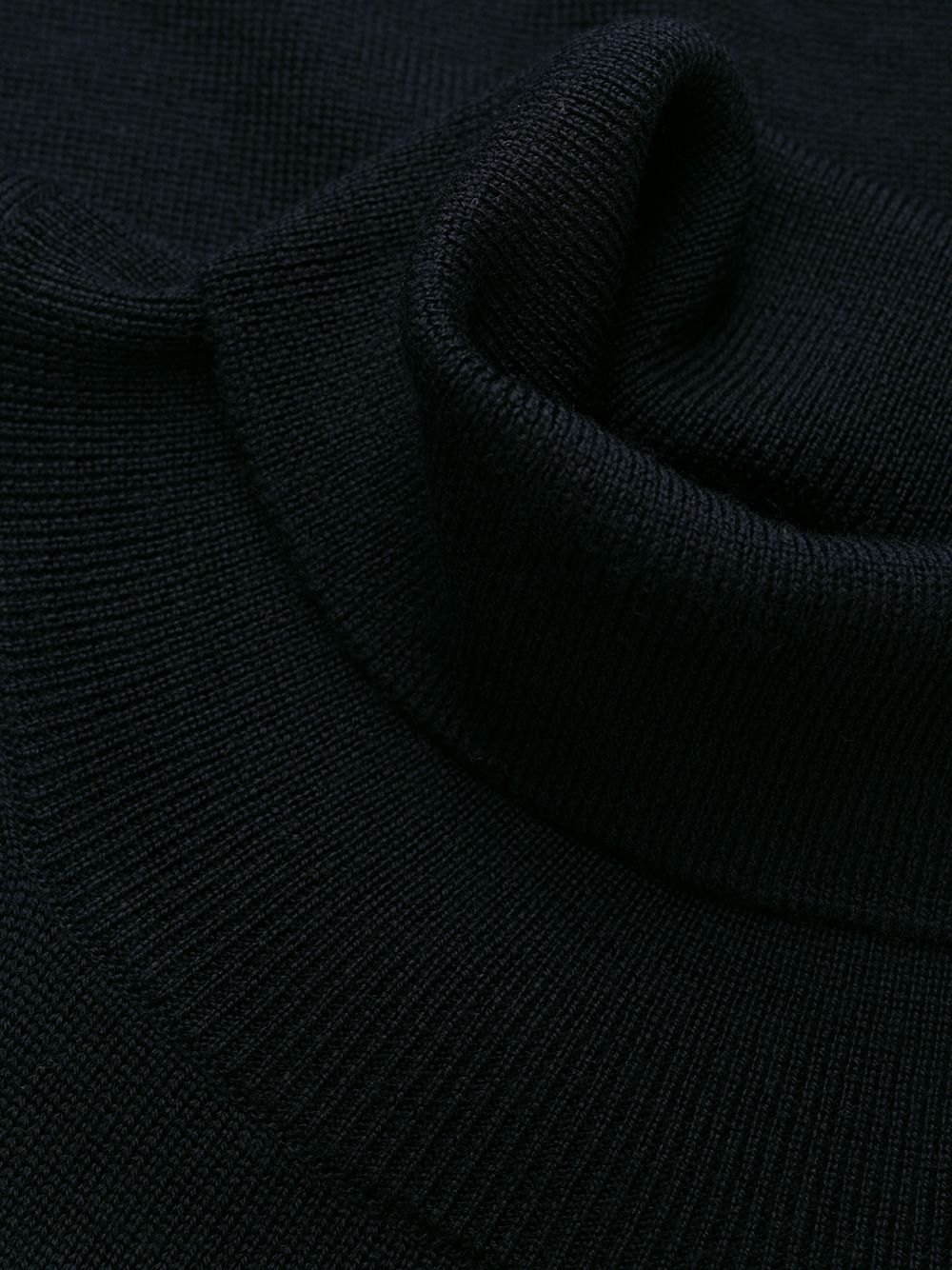 Barba Abito a collo alto