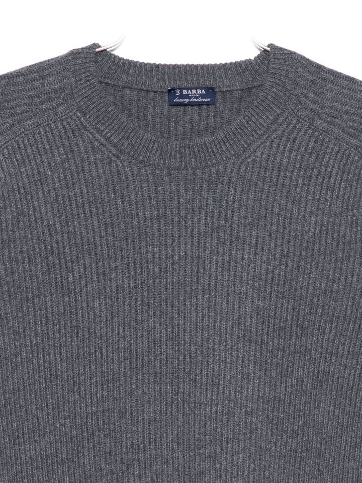 BARBA 
Maglione grigio girocollo manica lunga