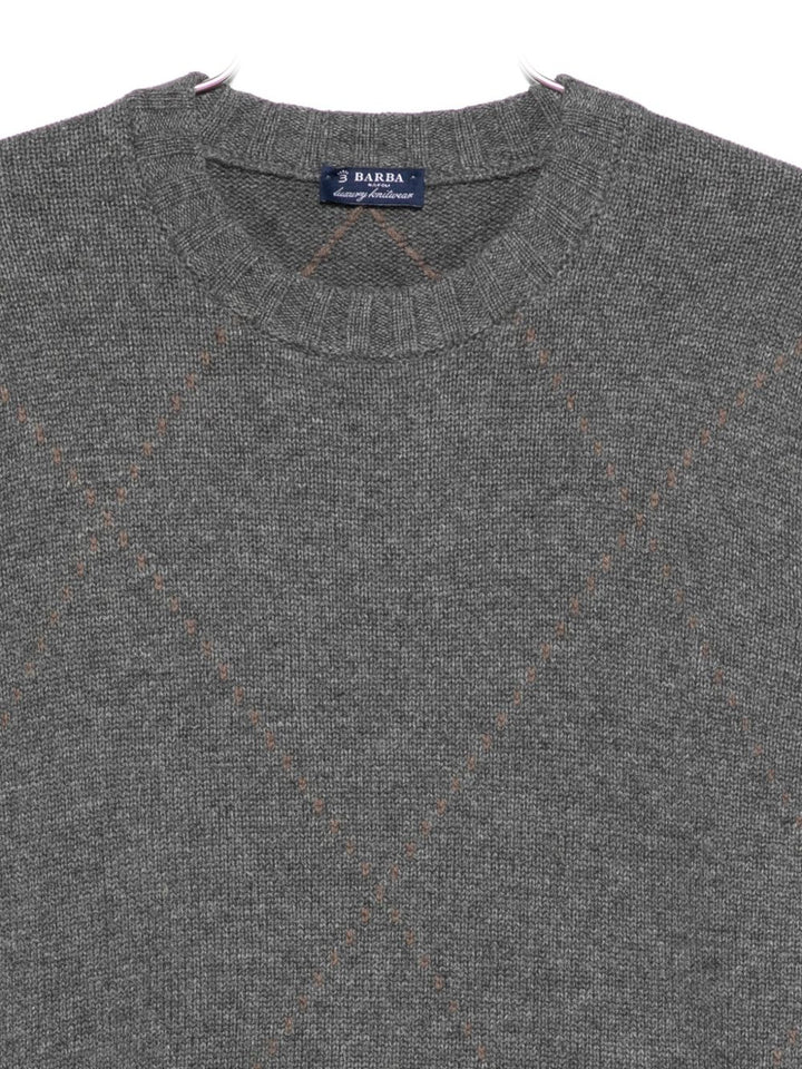 BARBA 
Maglione grigio manica lunga, girocollo