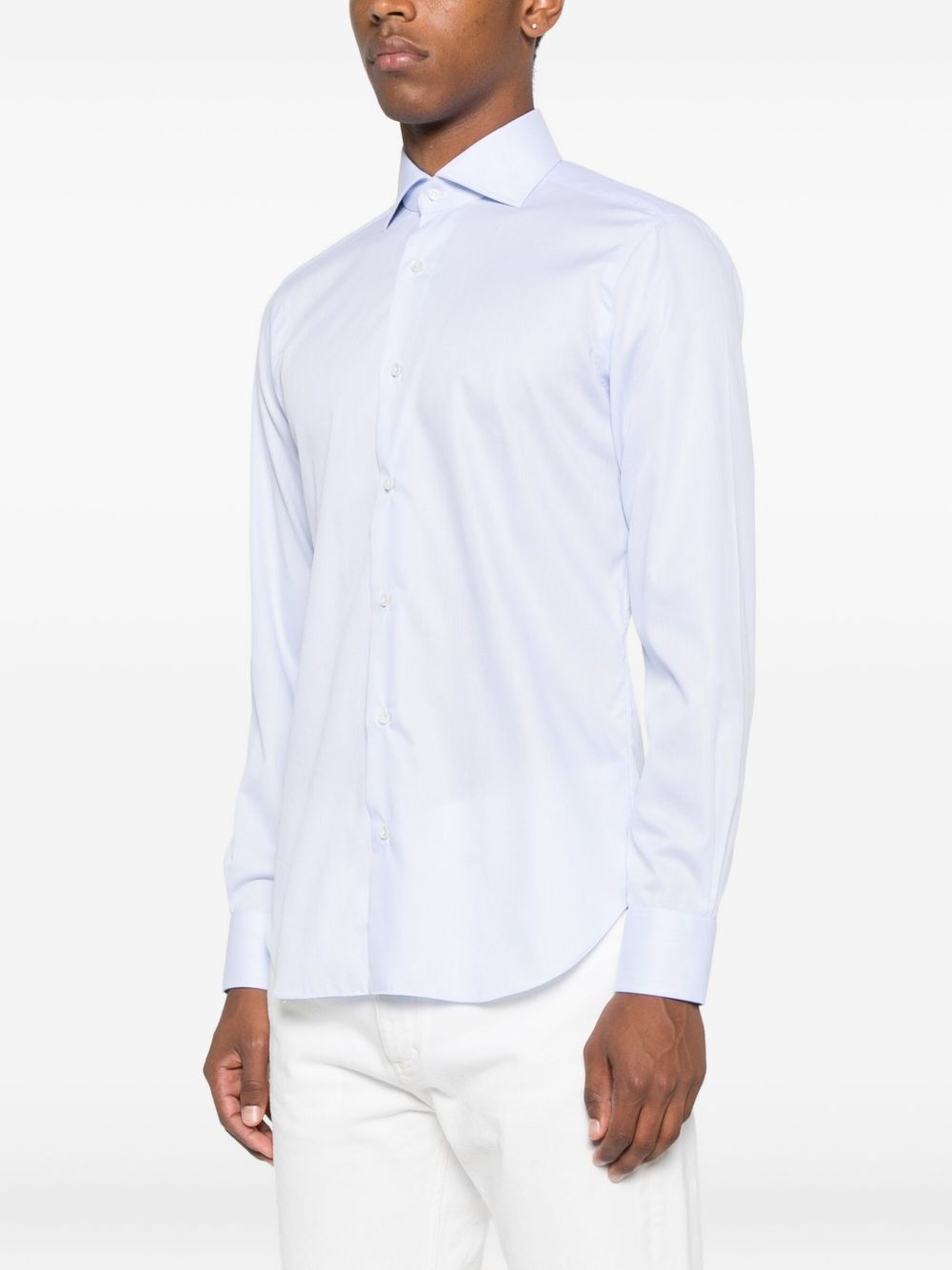 Barba
Camicia a maniche lunghe con colletto semirigido e bottoni