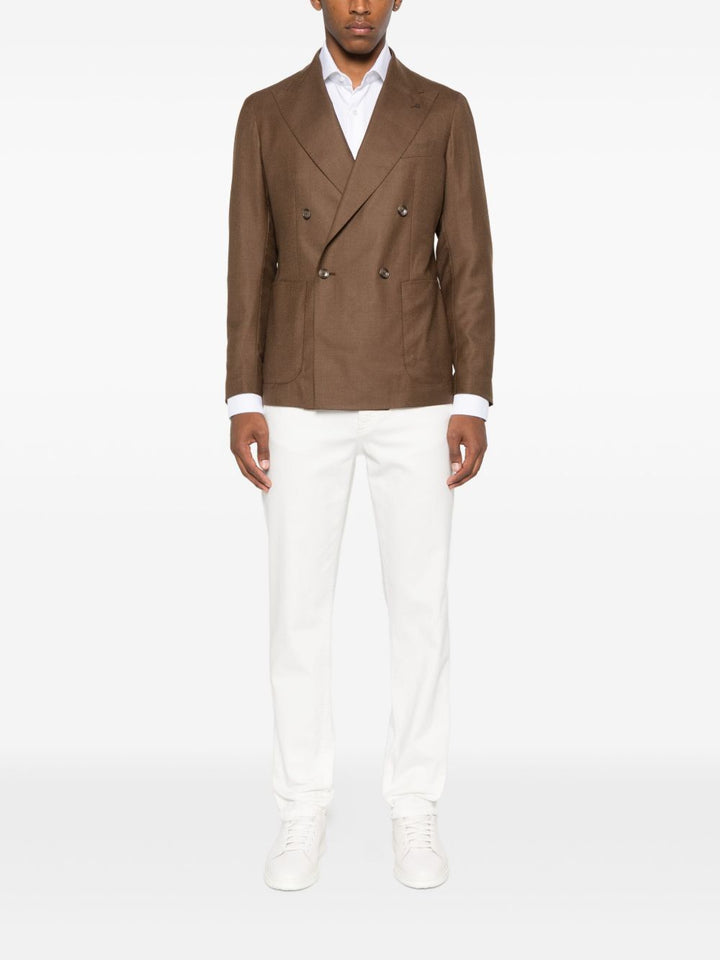 Barba
Camicia a maniche lunghe con colletto semirigido e bottoni