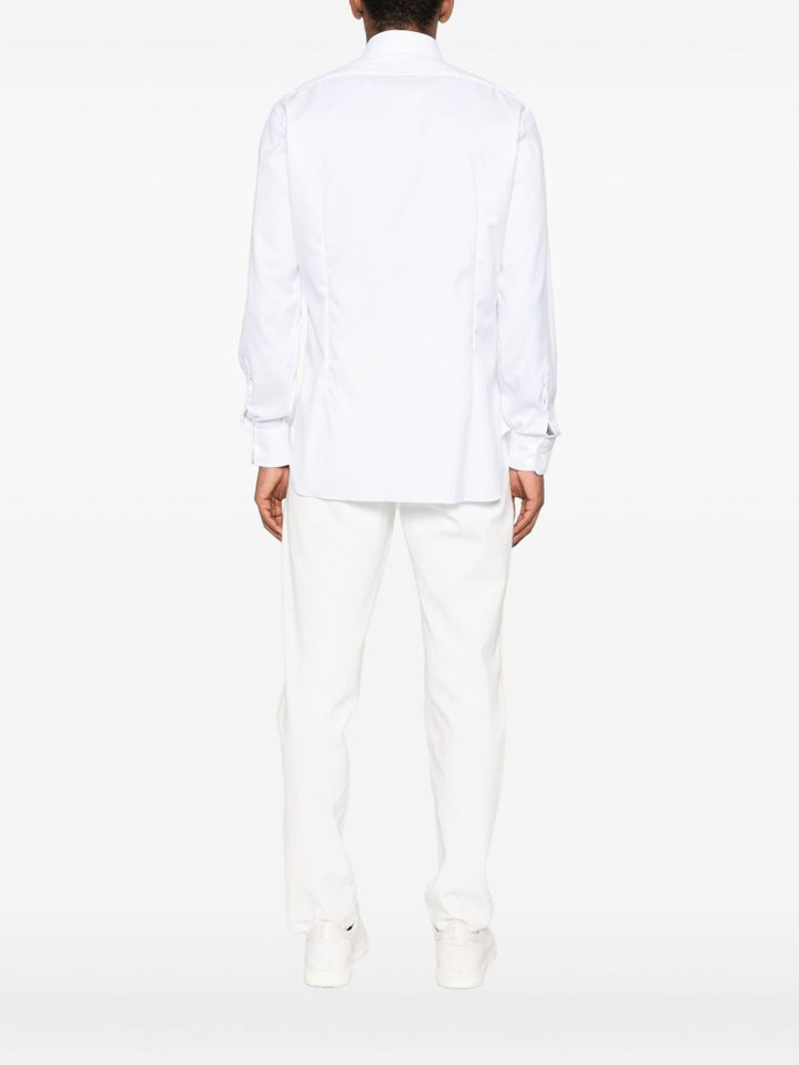 Barba
Camicia a maniche lunghe con colletto semirigido e bottoni