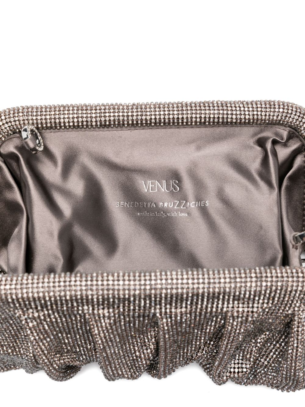 Benedetta Bruzziches
Clutch con perline