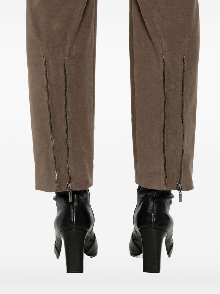 Brunello Cucinelli
Pantaloni con zip sul fondo