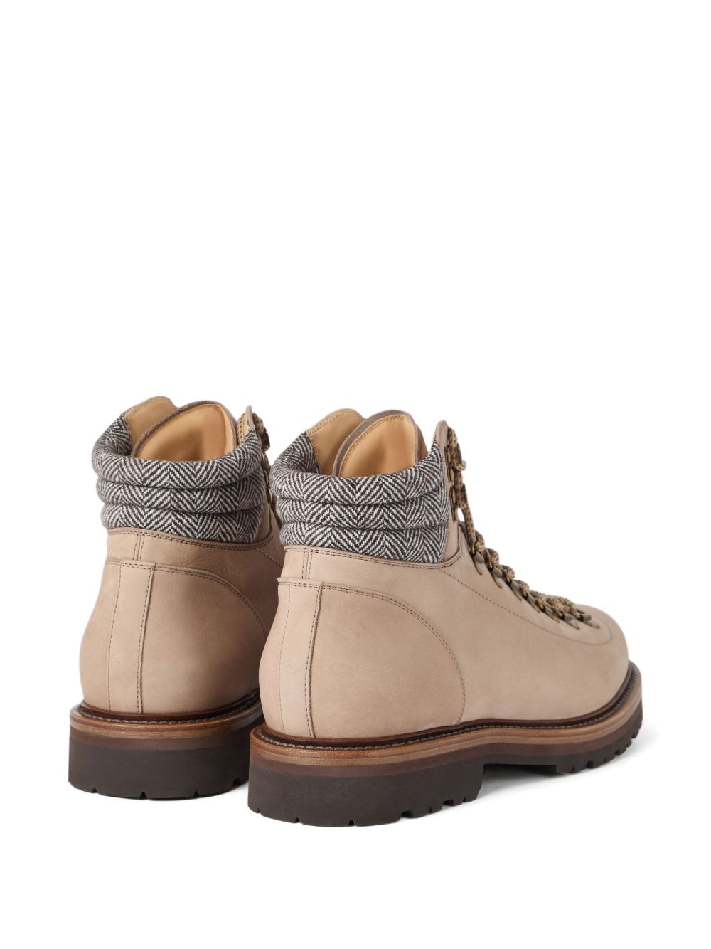 Brunello Cucinelli
Anfibio beige sabbia