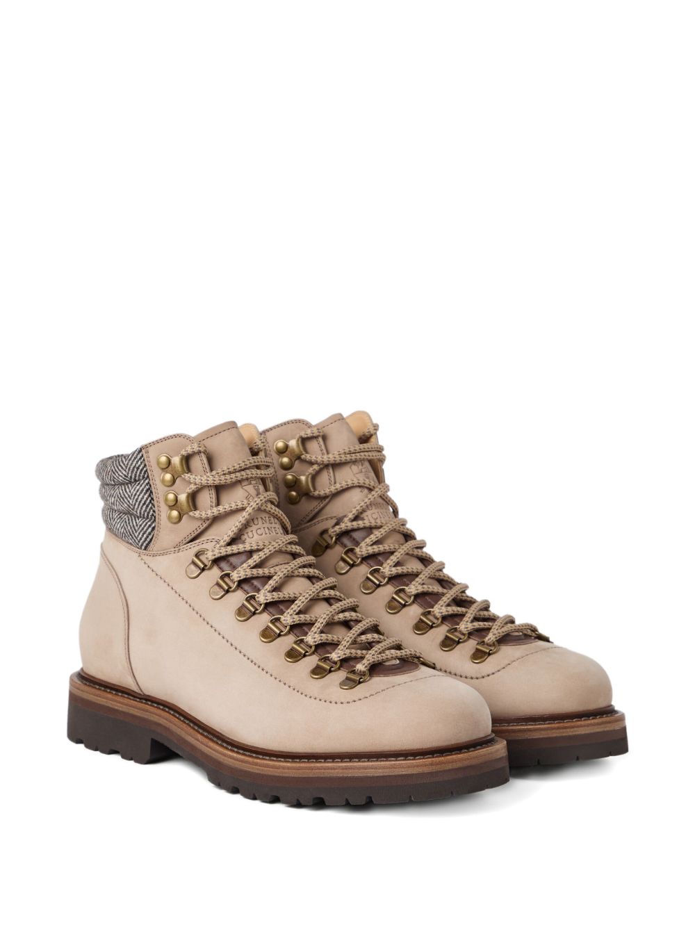 Brunello Cucinelli
Anfibio beige sabbia