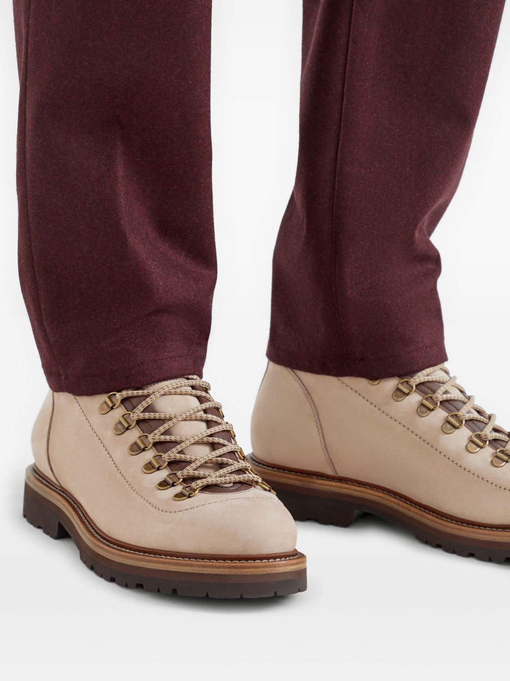 Brunello Cucinelli
Anfibio beige sabbia