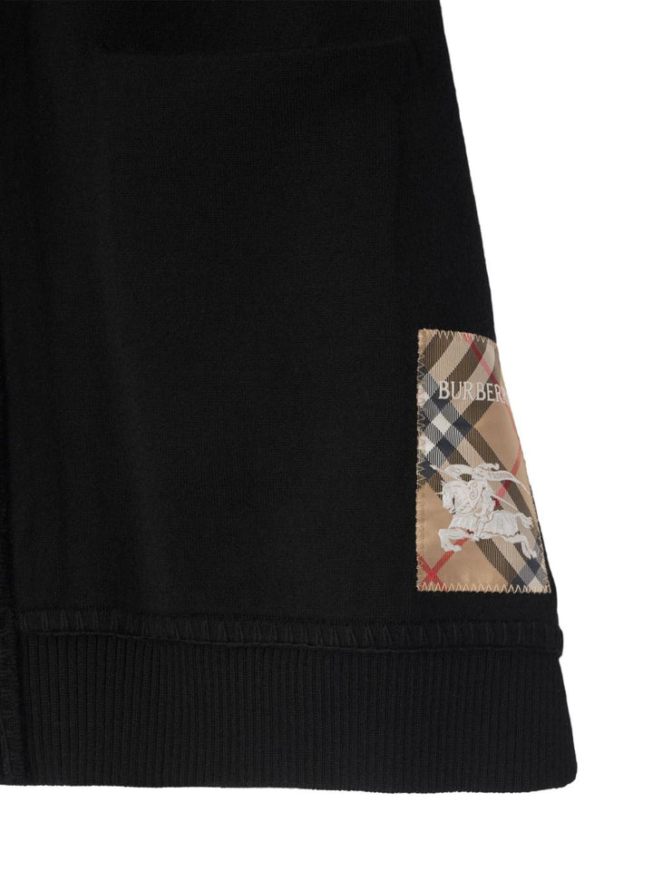 Burberry Kids
Mantella a quadri con applicazione logo