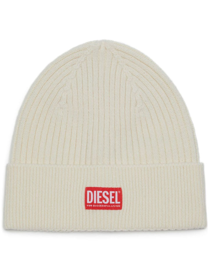 Diesel
Berretto con applicazione