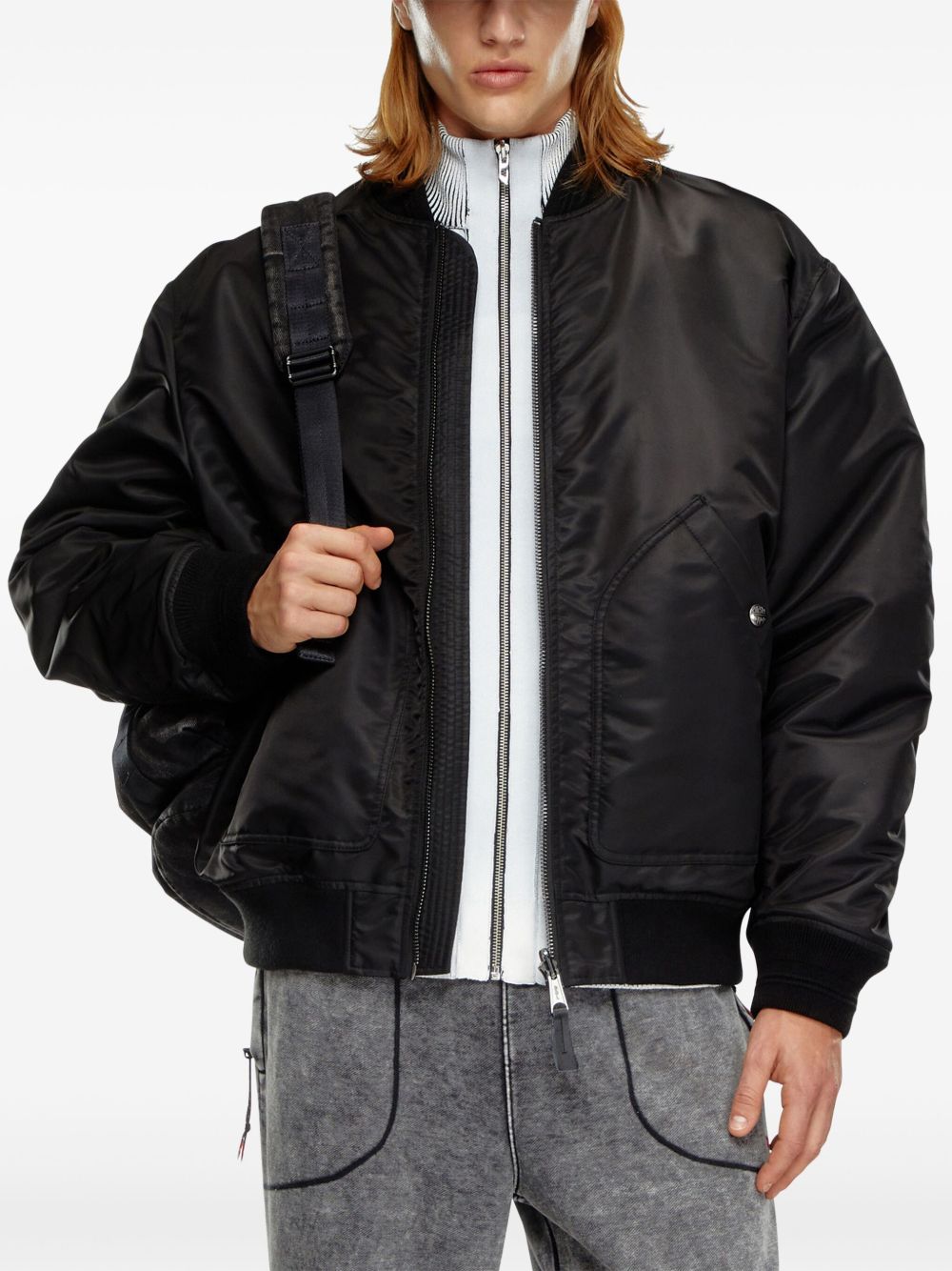 Diesel
Bomber J-Held
