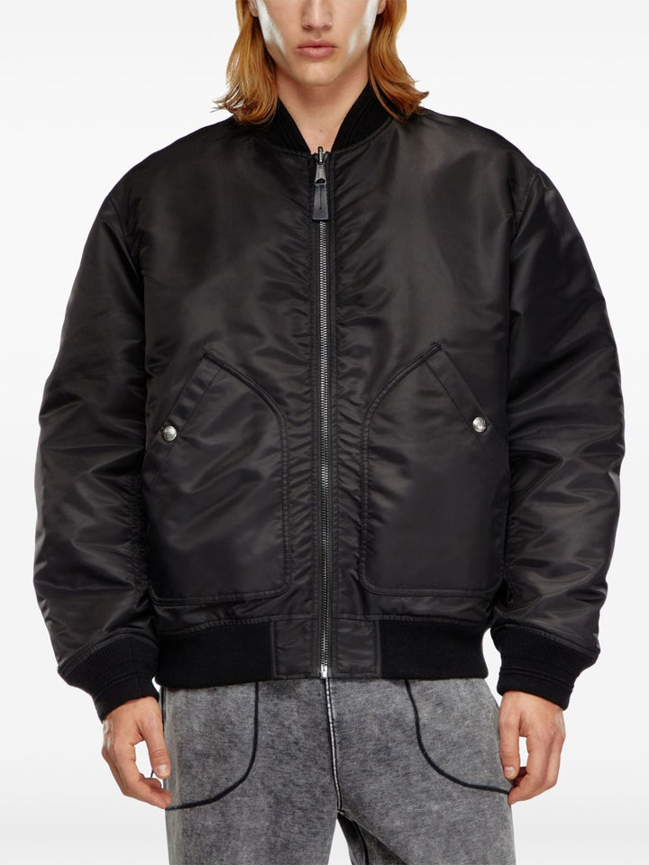 Diesel
Bomber J-Held