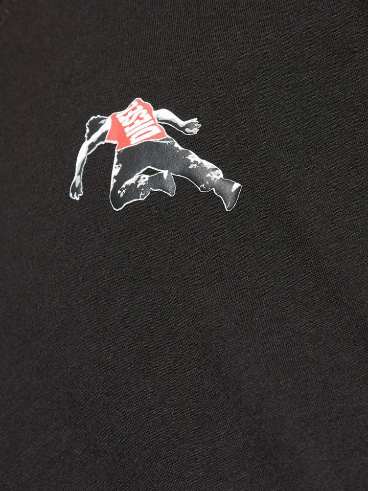Diesel
Black, short-sleeved T-shirt