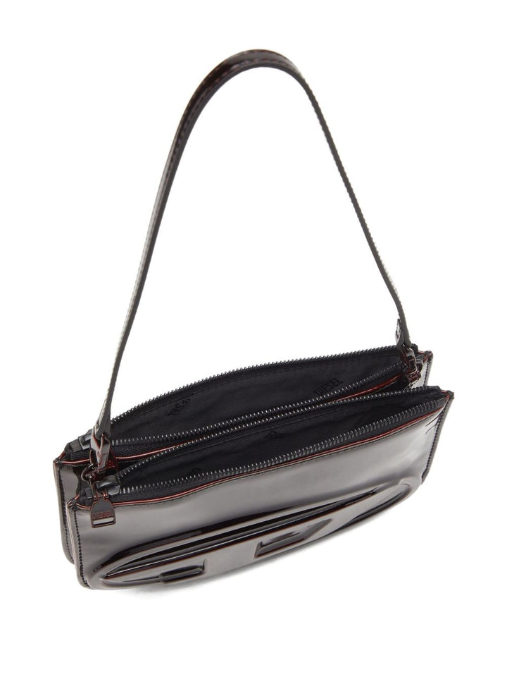 Diesel
Borsa nera con finitura verniciata