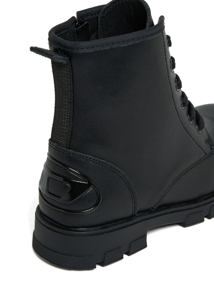 Diesel
Anfibio con lacci D-Hammer AK