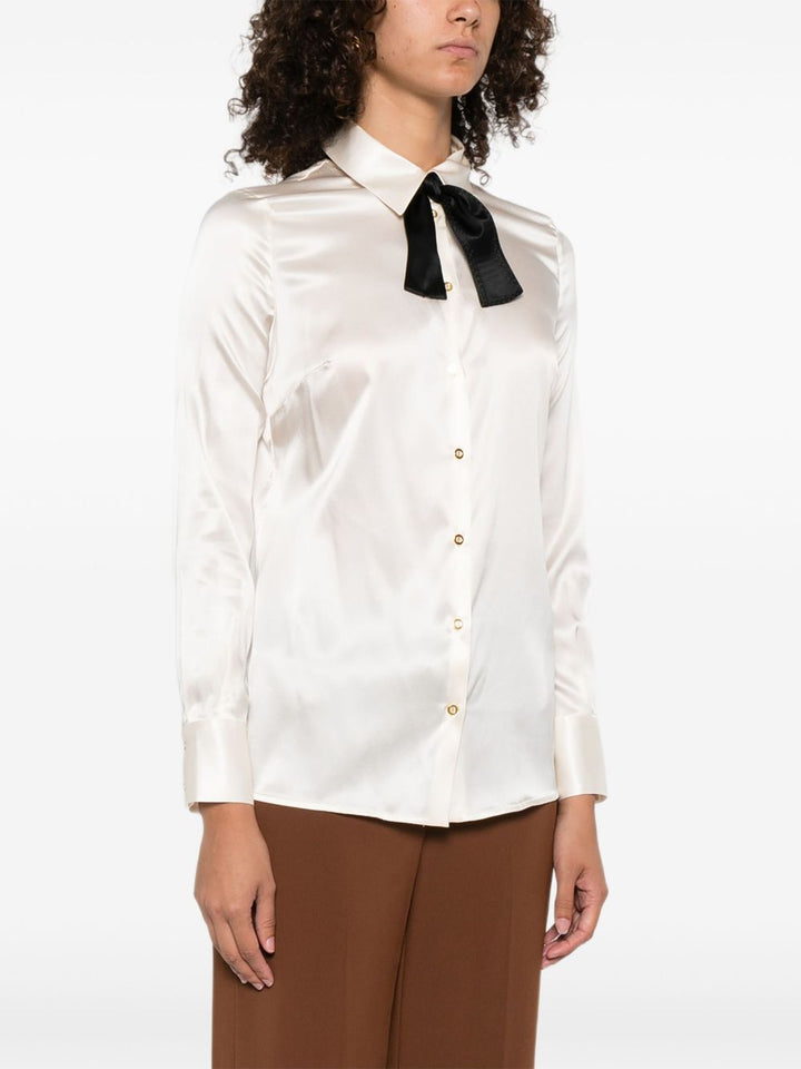 Elisabetta Franchi
Camicia in raso beige chiaro