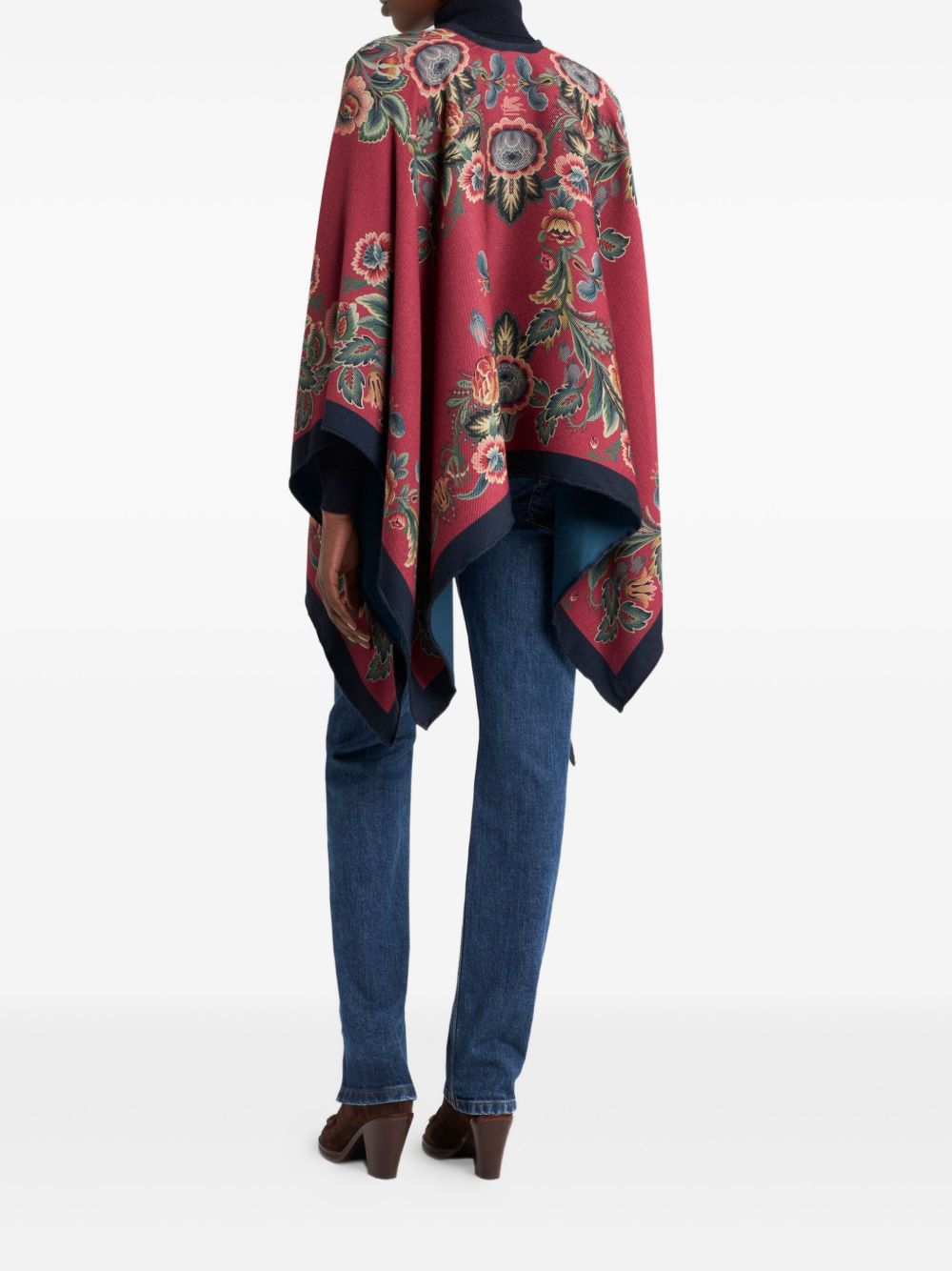 Etro 
Mantella in misto lana floreale.