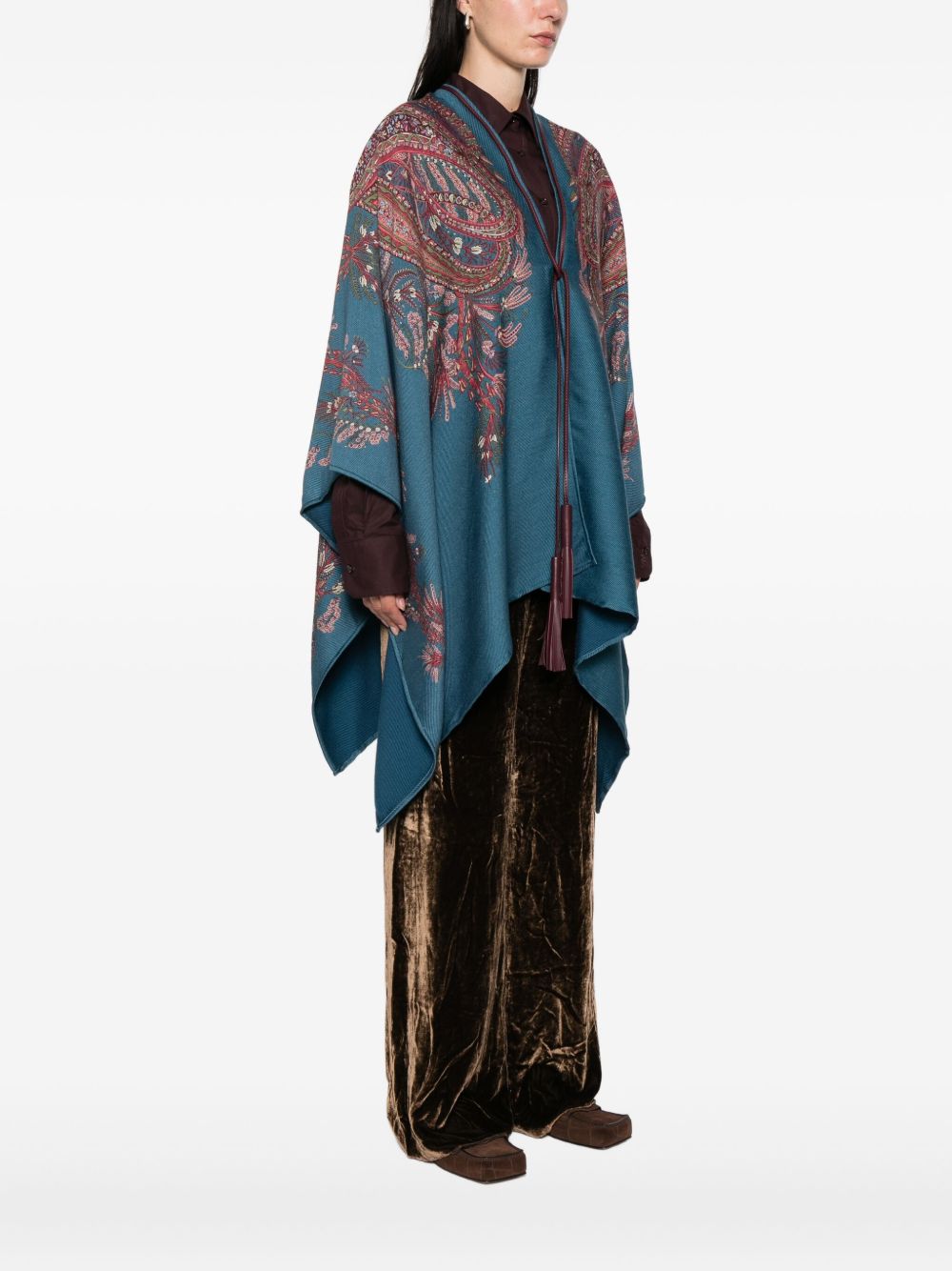 Etro
Mantella