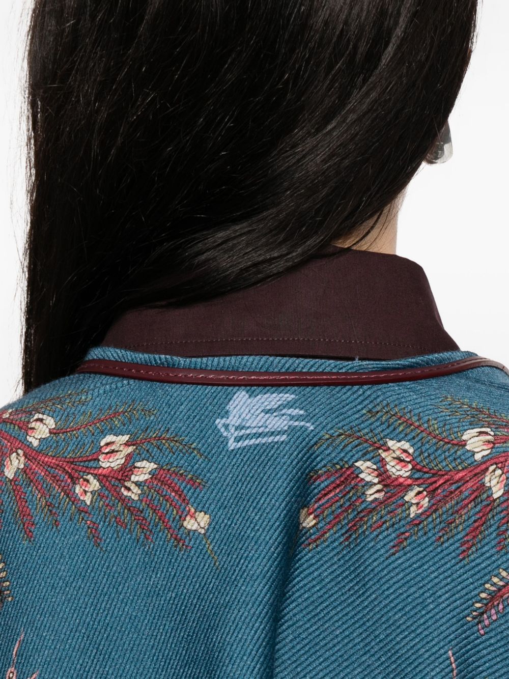 Etro
Mantella