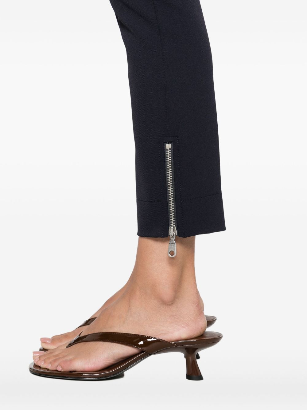 Etro
Pantaloni aderenti realizzati in tessuto bielastico