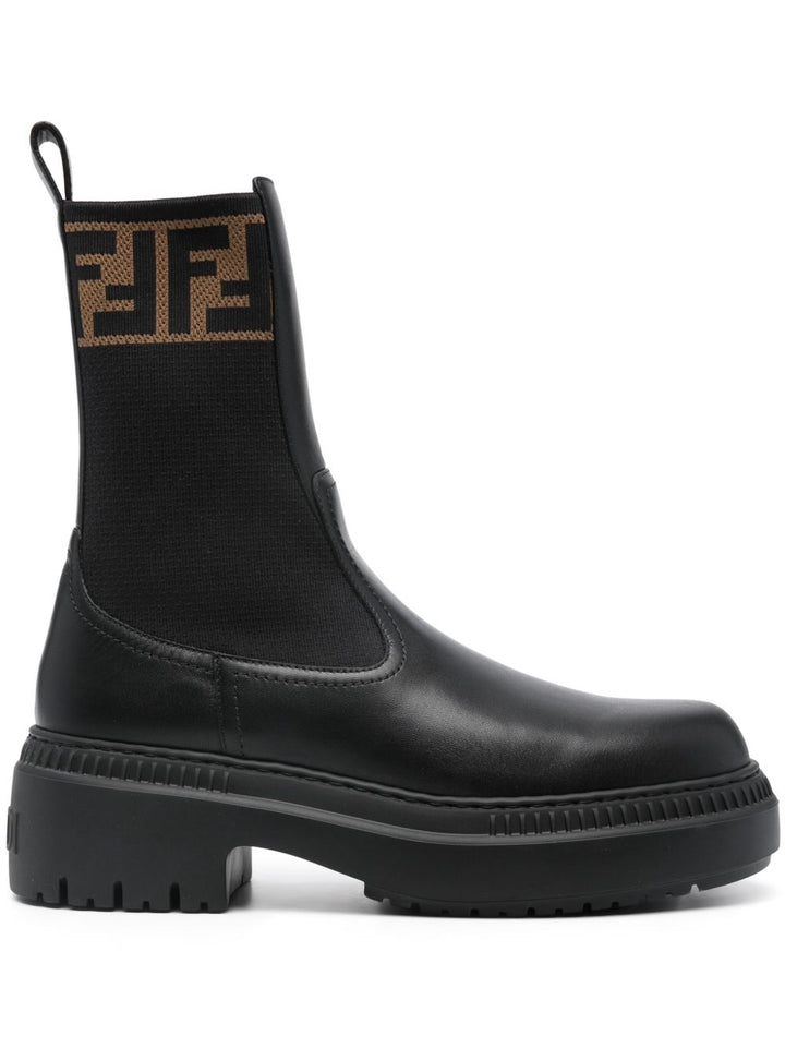 Fendi Biker Domino
in pelle nera