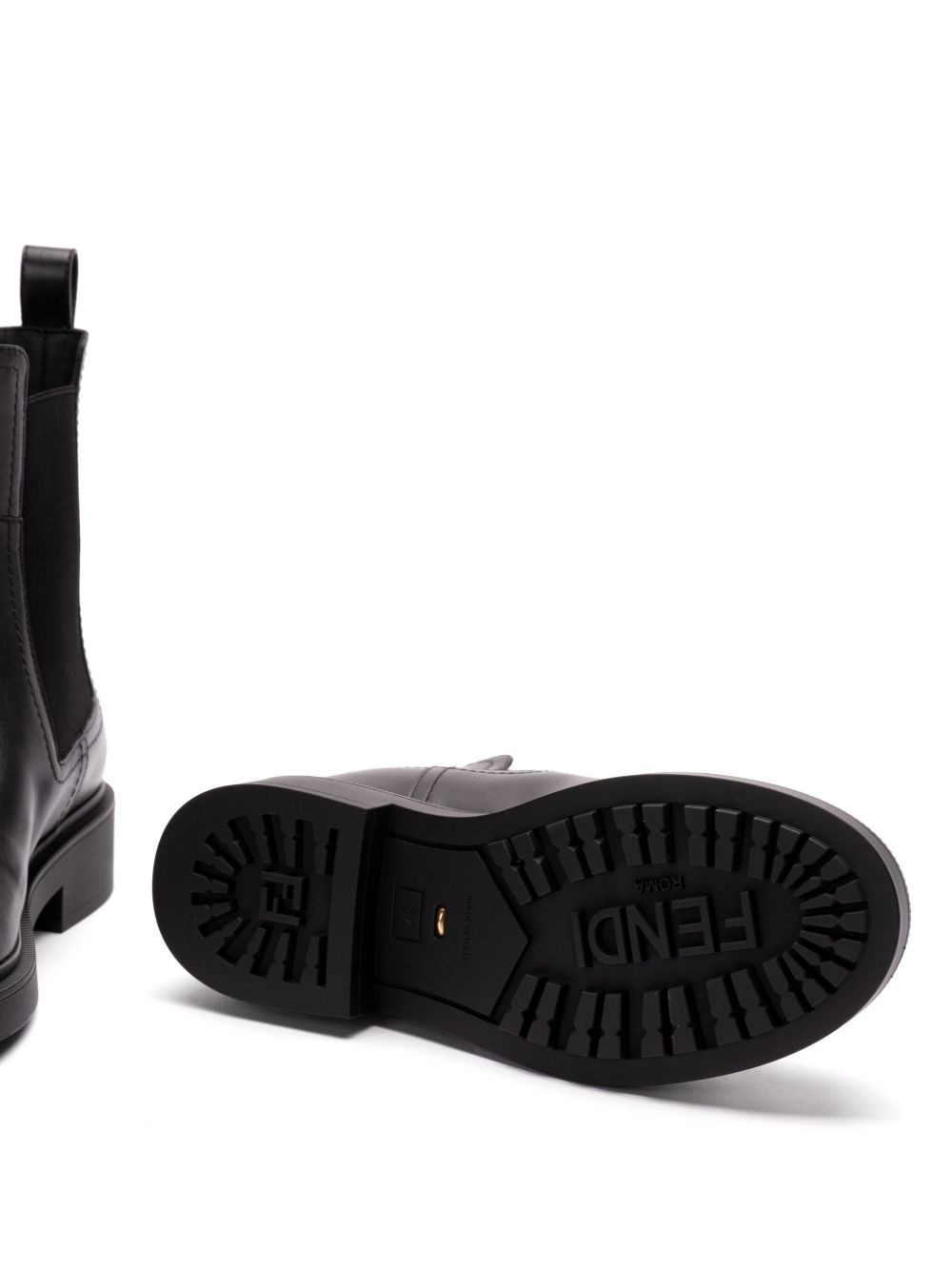 Fendi Biker Filo
in pelle nera