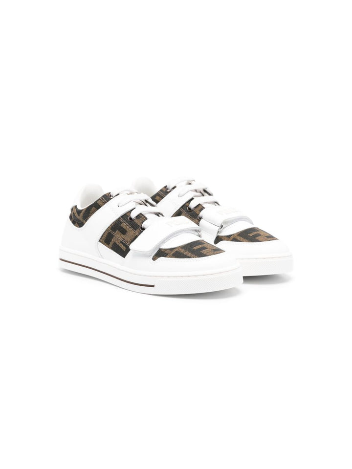 Fendi Kids
Sneaker junior in pelle e jacquard.