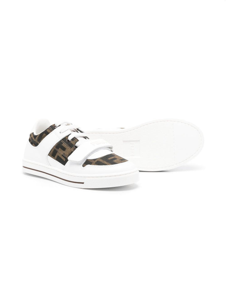 Fendi Kids
Sneaker junior in pelle e jacquard.