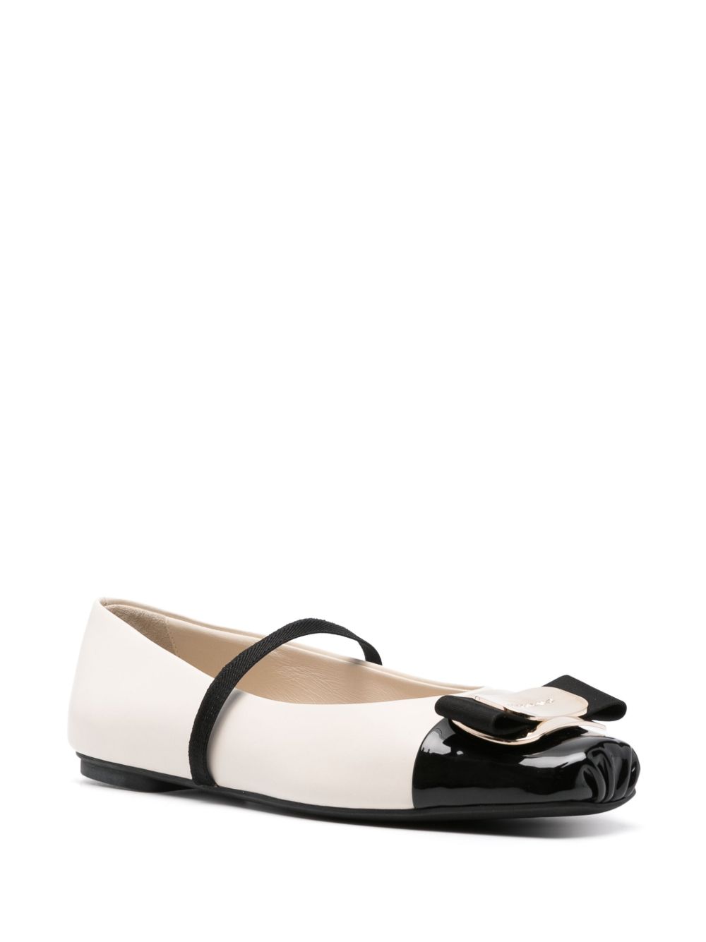 Salvatore Ferragamo, Vara.